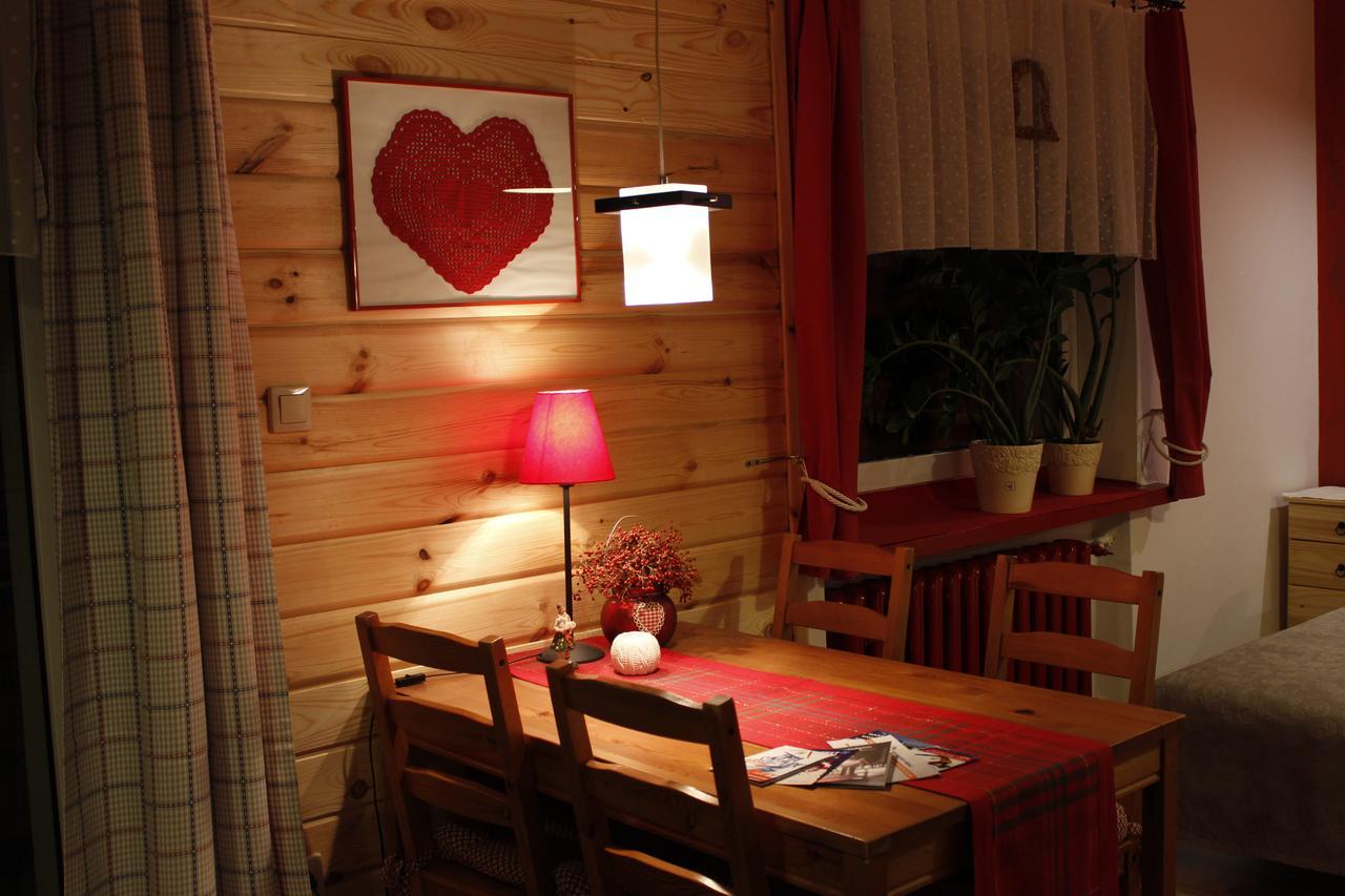 Willa Pod Aniolem - Pokoje Goscinne & Apartamenty Z Widokiem Na Gory Szczyrk Dış mekan fotoğraf